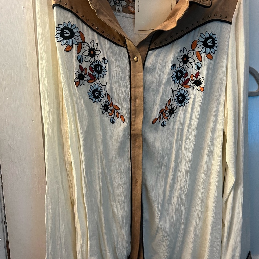 Embroidered Floral Cream Blouse